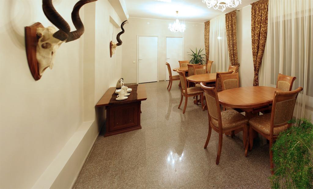 Luka Hotel Marijampolė Екстериор снимка