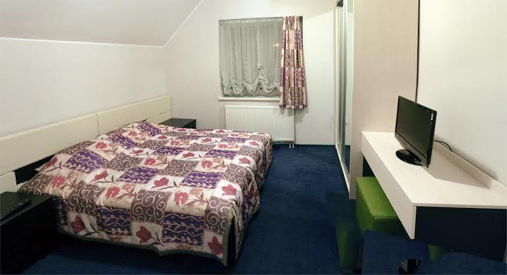 Luka Hotel Marijampolė Екстериор снимка